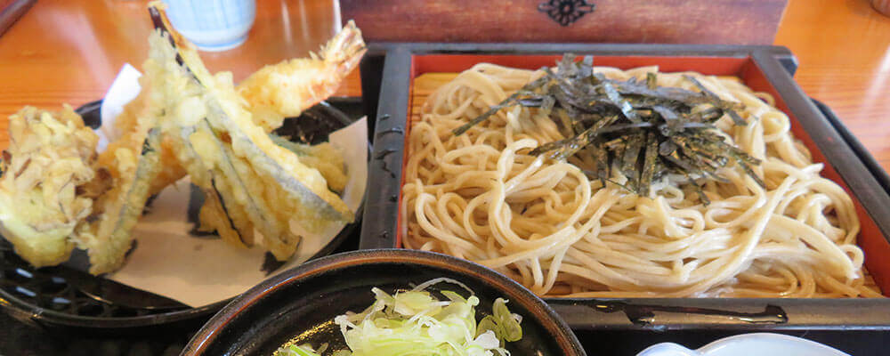 リピーター多数の古民家風蕎麦屋「ふくいち 鳩山店」