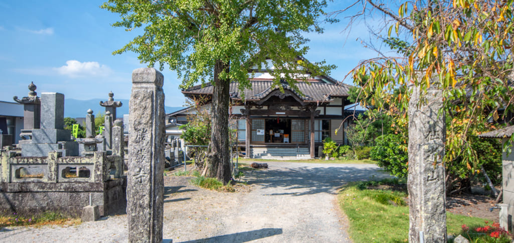 勝嚴寺 山門