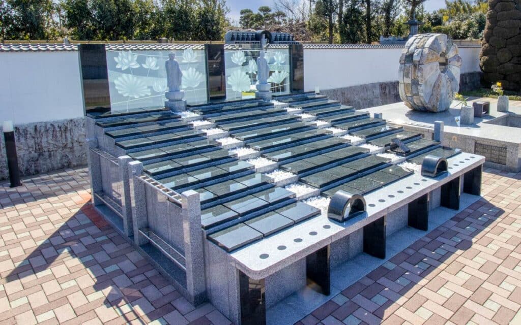 白蓮寺-永代供養付個別墓「やすらぎの郷」