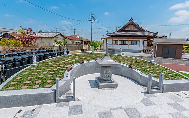 正願寺-永代供養付樹木葬「自然想やすらぎの風」