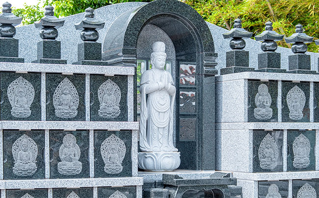 小林寺-永代供養墓「やすらぎ」